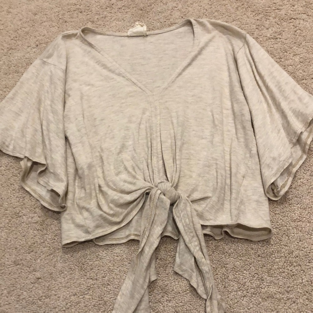 Women’s XS flowy tie top (fits more like S)